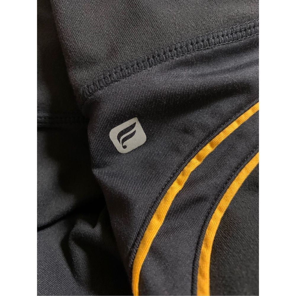 Fabletics Polar Crop Leggings, Medium, Black & Orange, Used - Picture 3 of 9